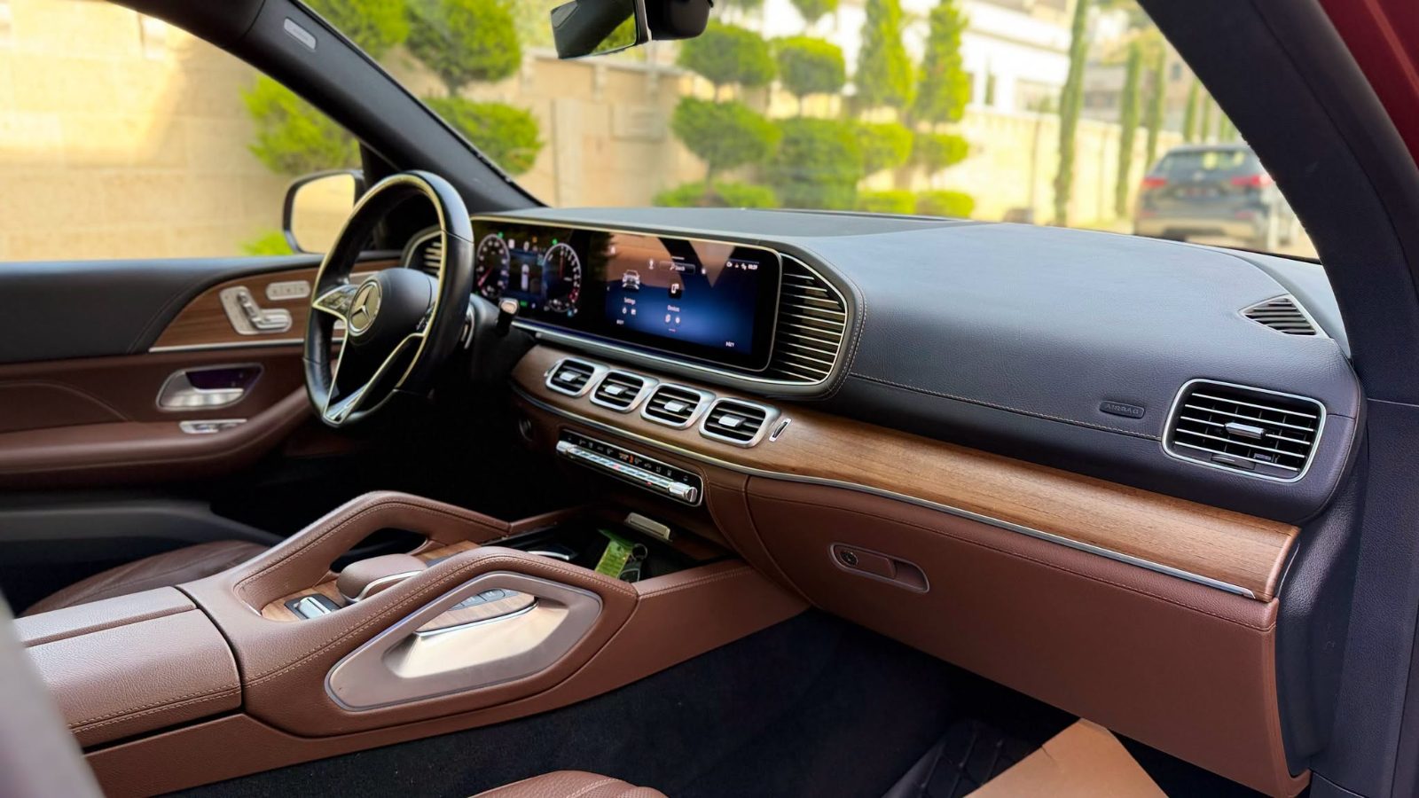 مرسيدس GLE450e ترخيص 2023 - صورة 24 من 30