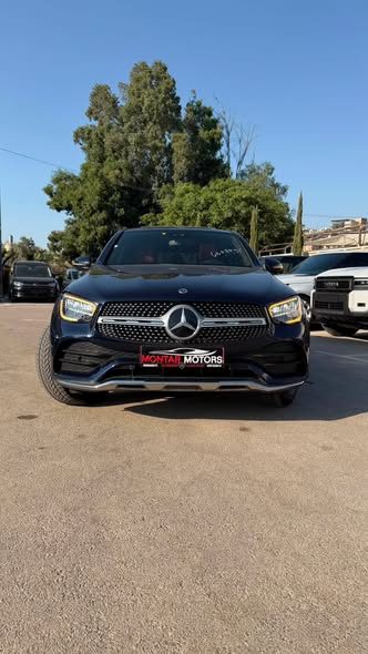 Mercedes-Benz GLC Coupe 300e 2023 - PLUG-IN HYBRID