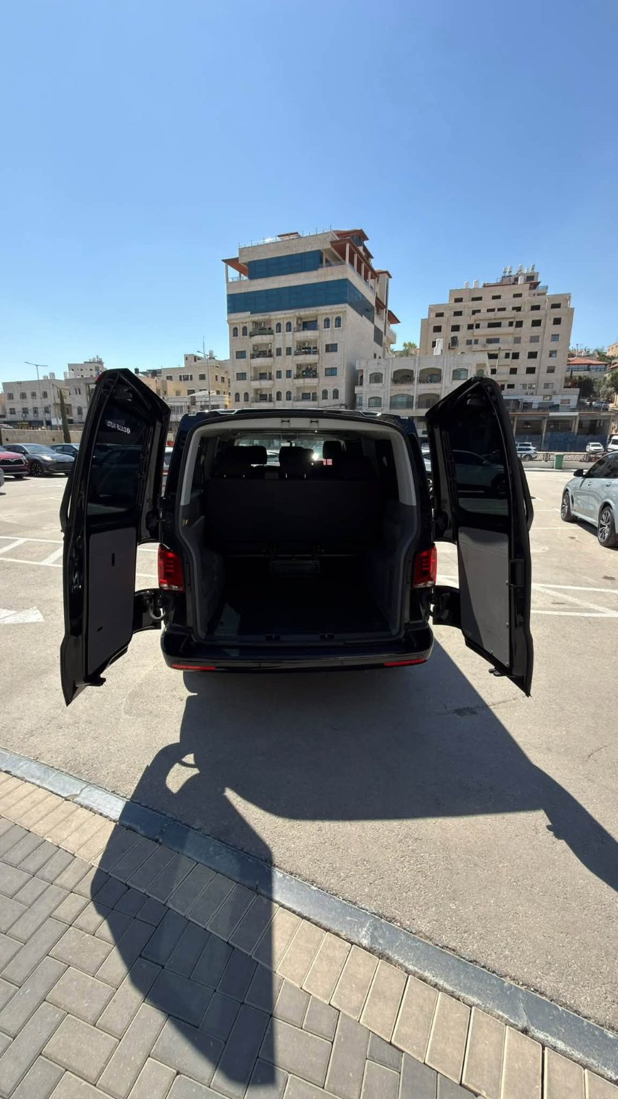 فولكس فاجن كارافيل 2024 شاصي طويل (Maxi) - صورة 10 من 26