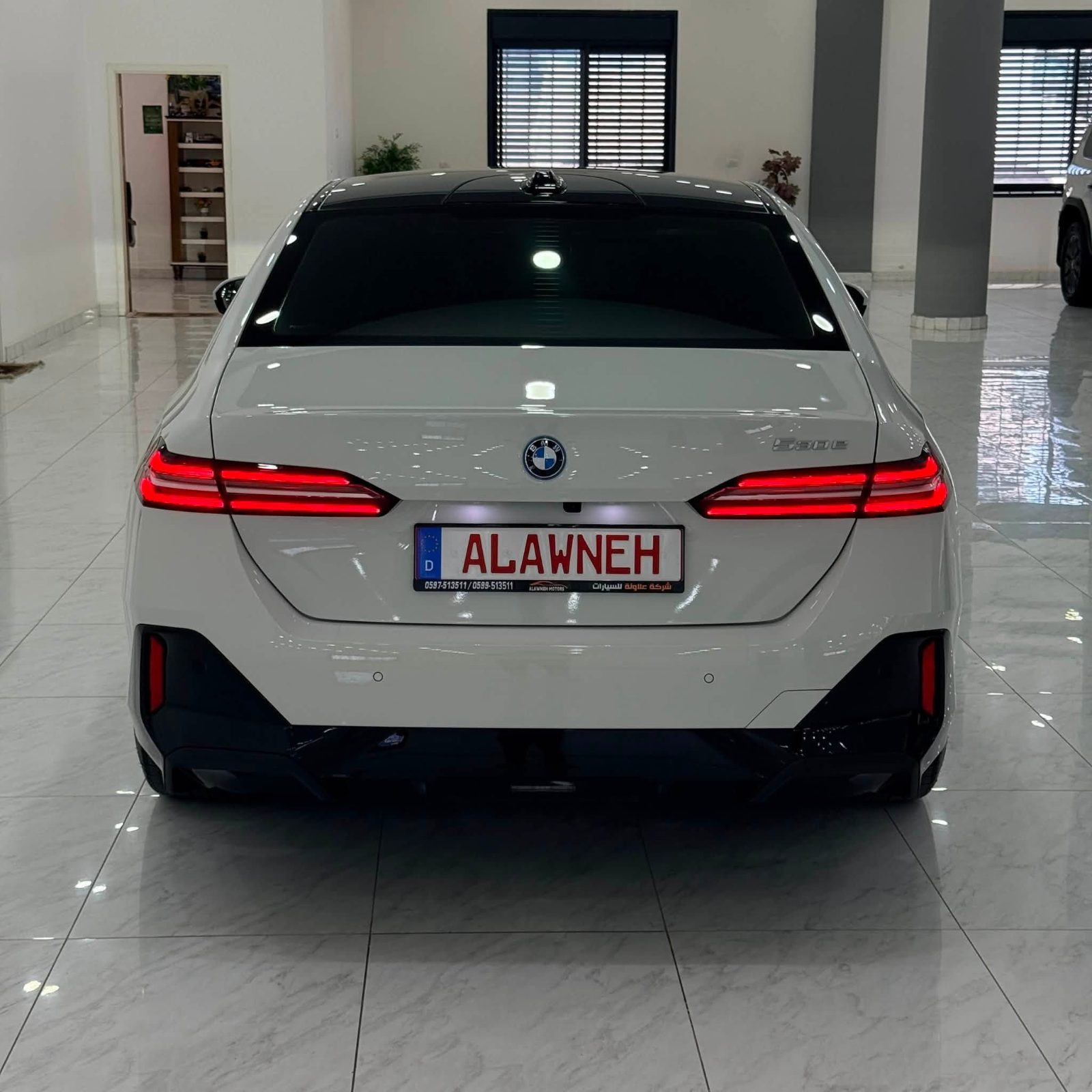 BMW 530e M//PAKIT PROO NIGHT PAKIT - صورة 11 من 30