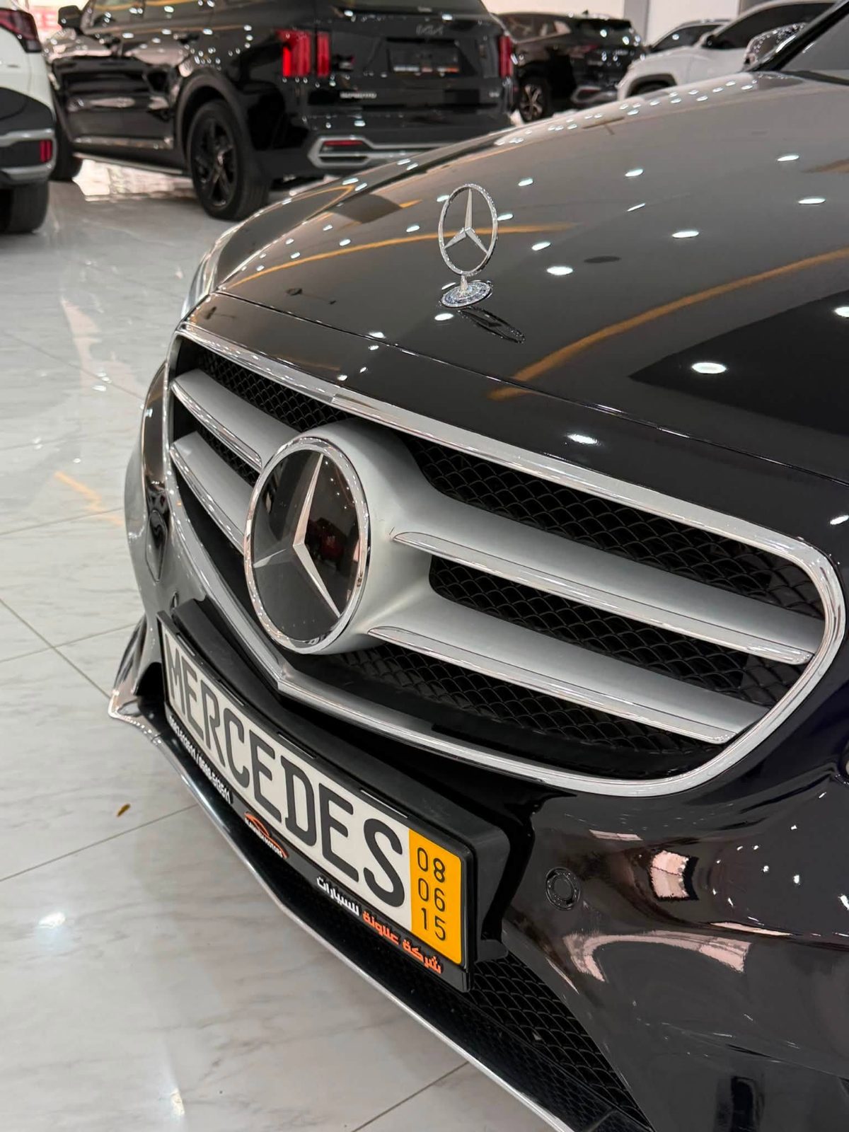 MERCEDES BENZ E200 AMG - صورة 6 من 15