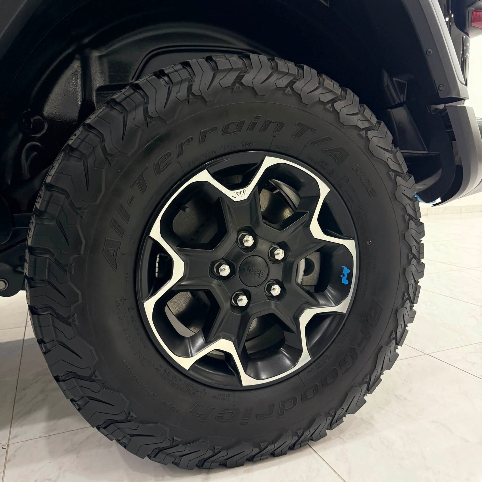 JEEP WRANGLER RUBICON HYBRID 4Xe - صورة 8 من 24