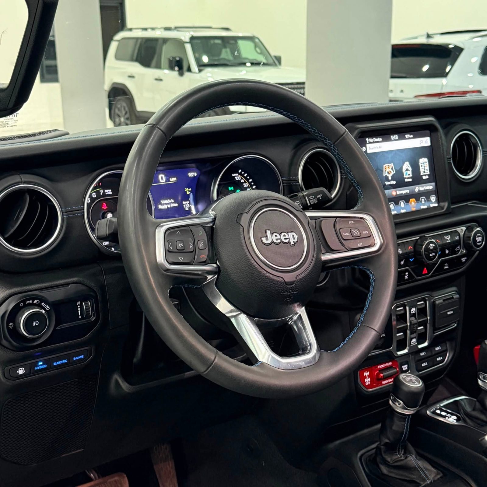 JEEP WRANGLER RUBICON HYBRID 4Xe - صورة 13 من 24