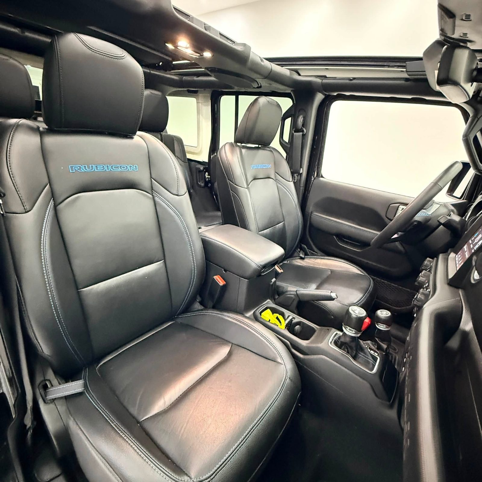 JEEP WRANGLER RUBICON HYBRID 4Xe - صورة 24 من 24