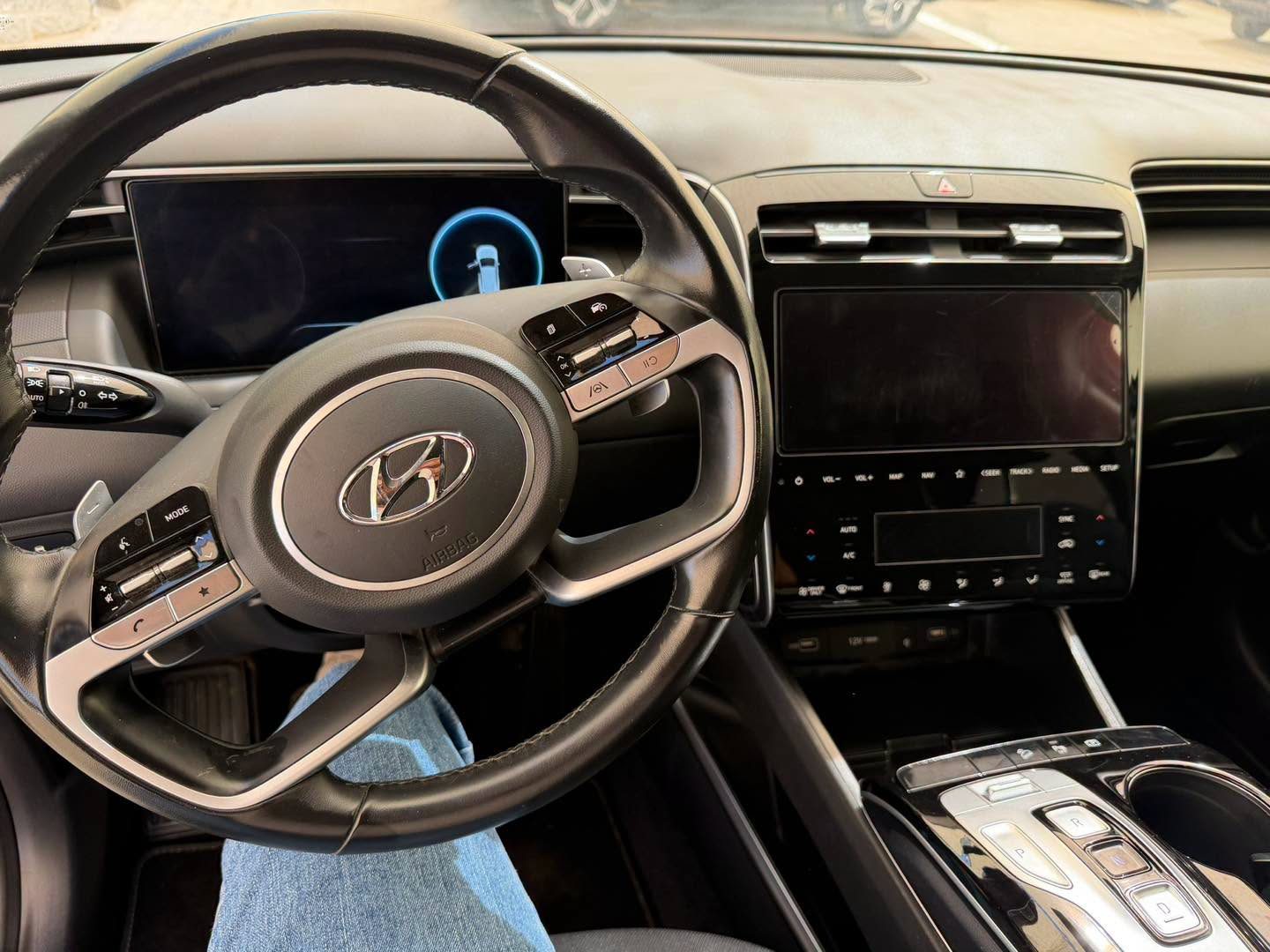 Hyundai Tucson 2023 دفع رباعي - صورة 10 من 10